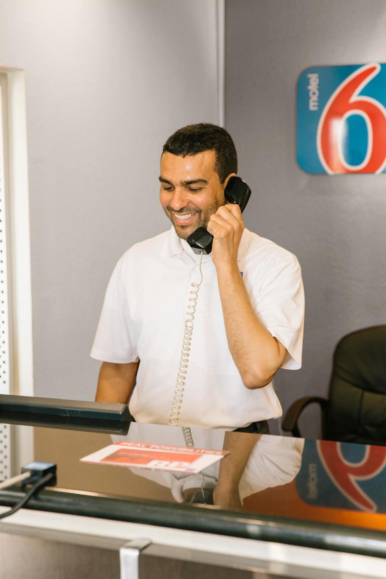 Motel 6 Ada Ok 외부 사진