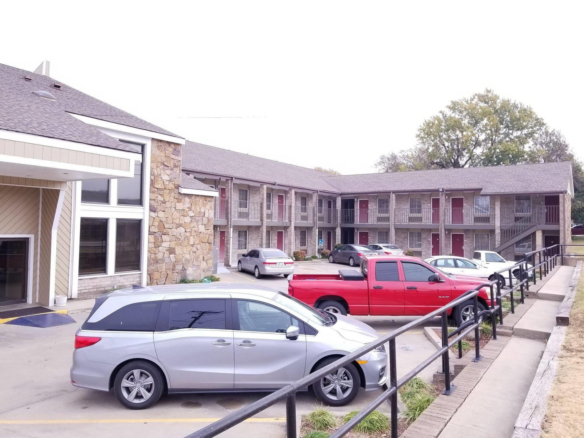 Motel 6 Ada Ok 외부 사진